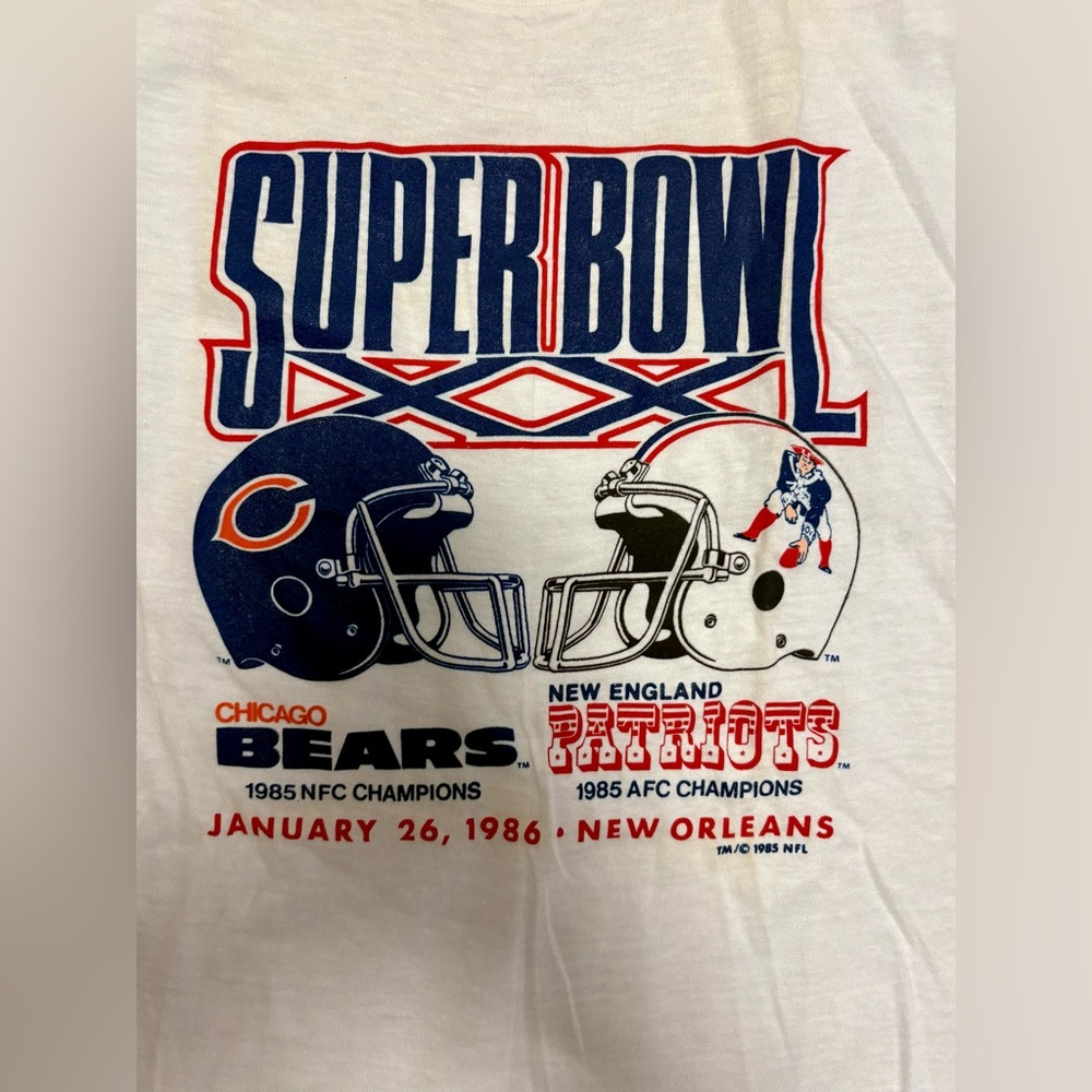 Vintage Superbowl Bears vs Patriots 1986 Tee G2 - Picture 2 of 4